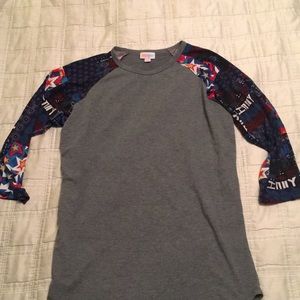 Lularoe women’s shirt